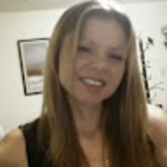 Meet your Posher, Tina - Picture 1 of 1